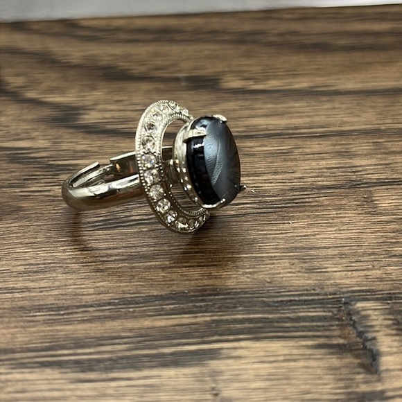 Vintage Sarah Coventry Black Stone And Silver Tone Halo Ring 1964 Size 6-7 - Picture 3 of 11